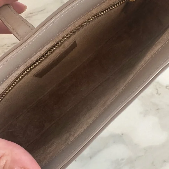 YSL Le 5 à 7 Hobo Bag – Taupe Smooth Leather with Gold Hardware - Picture 3 of 4